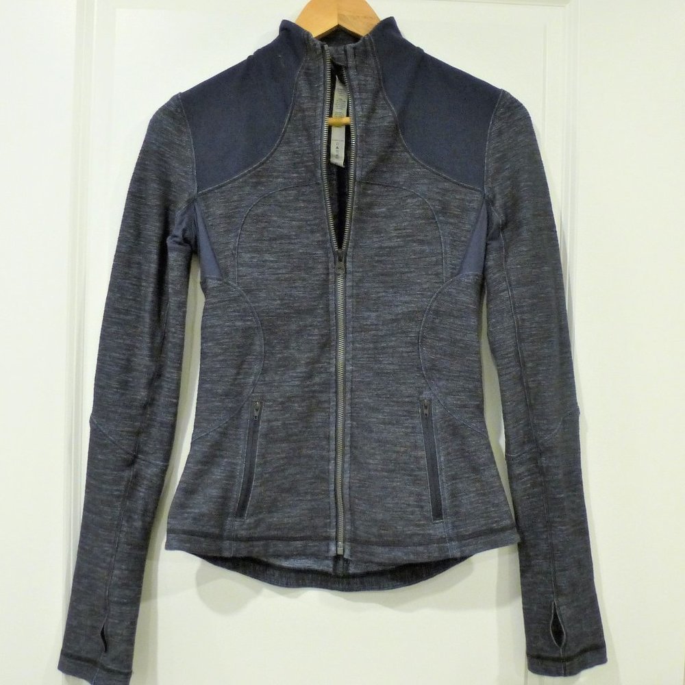 LULULEMON Forme Jacket in Slub Denim Inkwell - Picture 12 of 12
